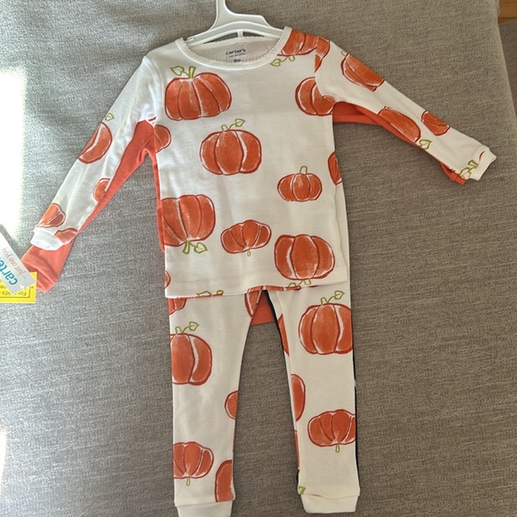 Carters 2 pair of pajamas Halloween and Pumpkins. Size various. NWT. - Picture 4 of 8